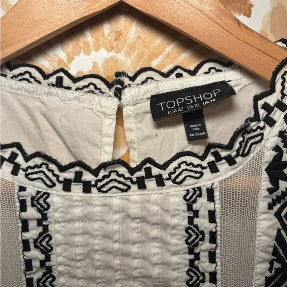 Topshop White Peasant Blouse with Black Embroidery Size 10 - Picture 2 of 7